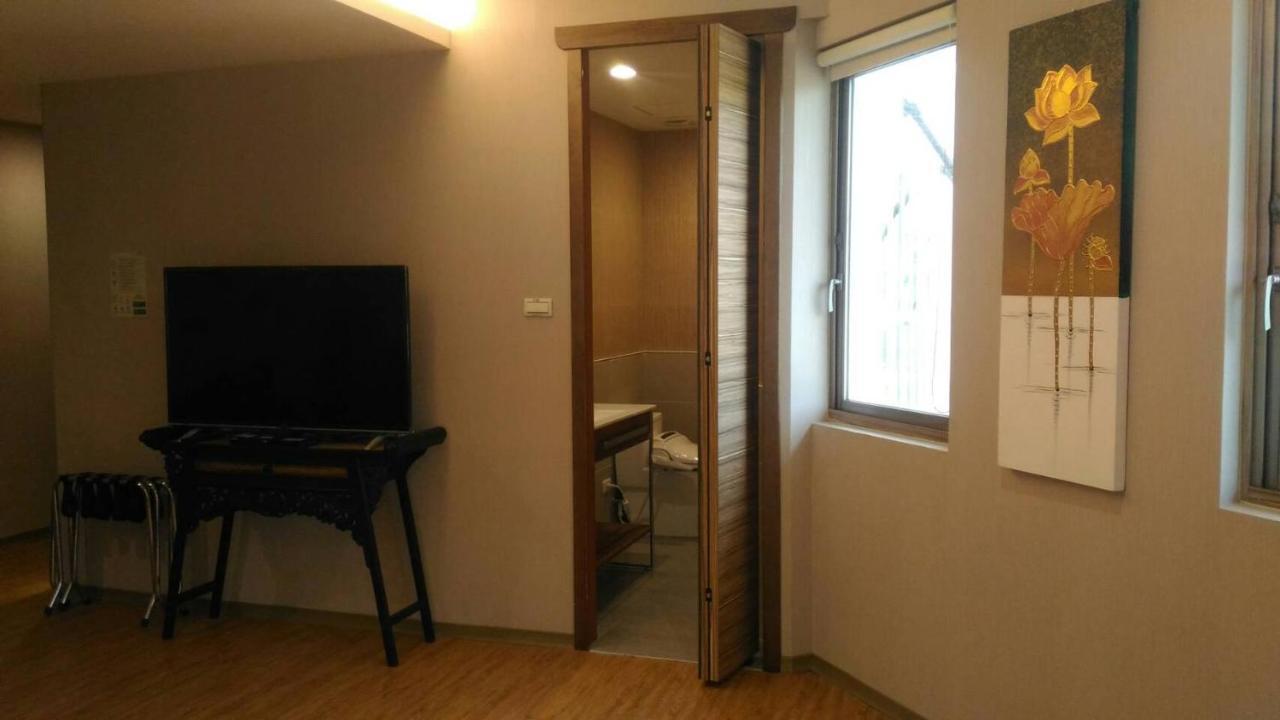 Tainan Julie'S Garden 峰情文旅 Ξενοδοχείο Anping Εξωτερικό φωτογραφία